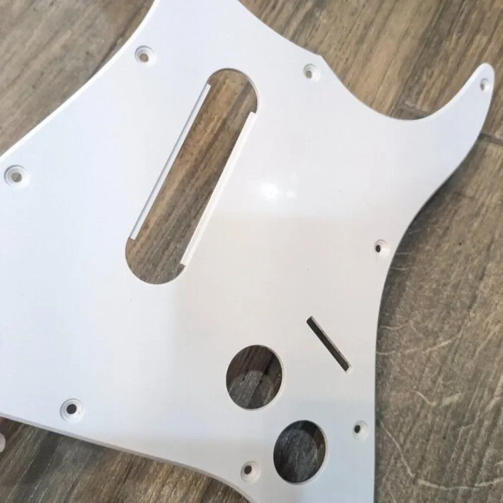 Harmonix Fender Stratocaster Rock Band Guitar white face plate pick guard 822151